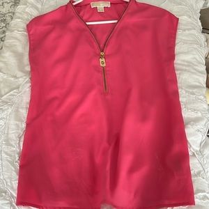 Cute pink top for spring